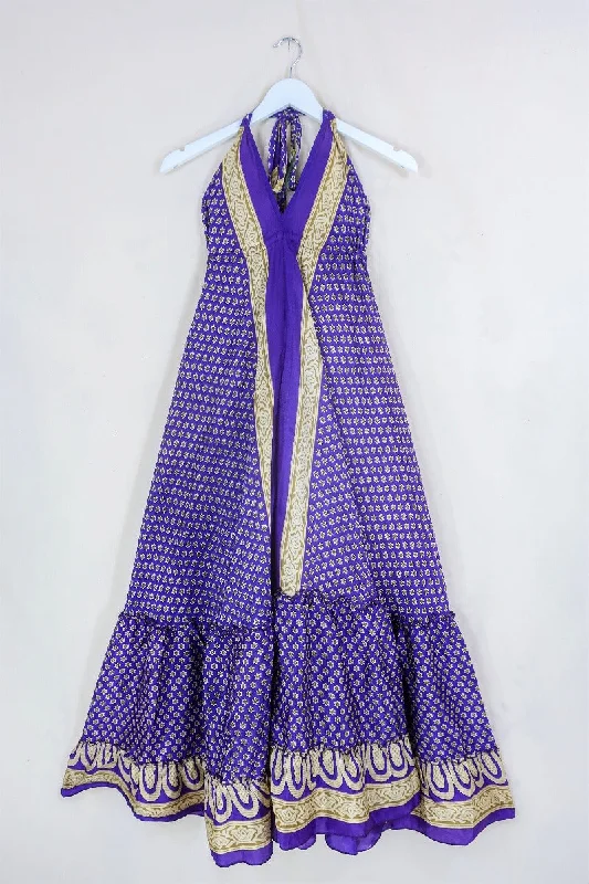 Blossom Halter-Neck Maxi Dress - Bright Violet Daisies - Free Size S/M Elegant Maxi Dress with Belt Blossom Halter-Neck Maxi Dress - Bright Violet Daisies - Free Size S/M Elegant Maxi Dress with Belt