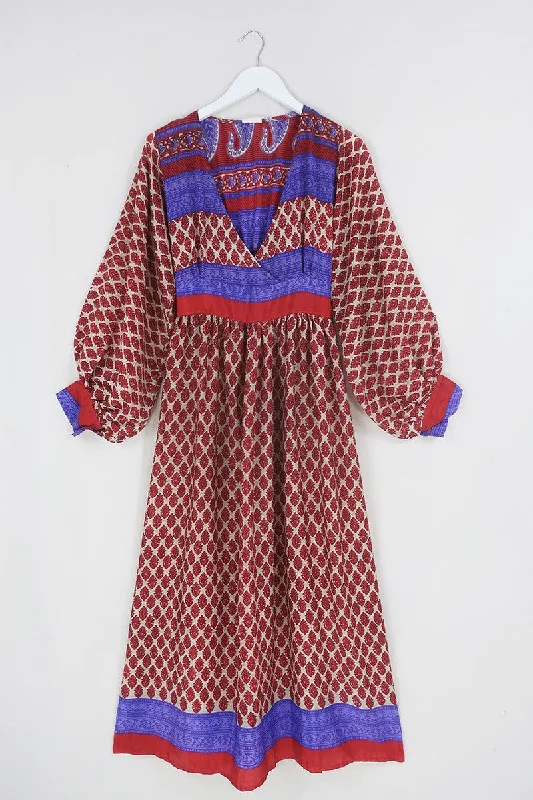 Rosemary Maxi Dress - Vintage Indian Sari - Ecru & Ruby Rosebud Motif - Size XS/S Trendy Maxi Dress with Bow Rosemary Maxi Dress - Vintage Indian Sari - Ecru & Ruby Rosebud Motif - Size XS/S Trendy Maxi Dress with Bow
