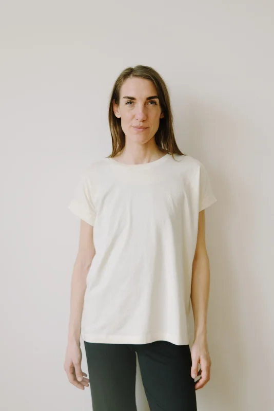 t-shirt - idaara - undyed