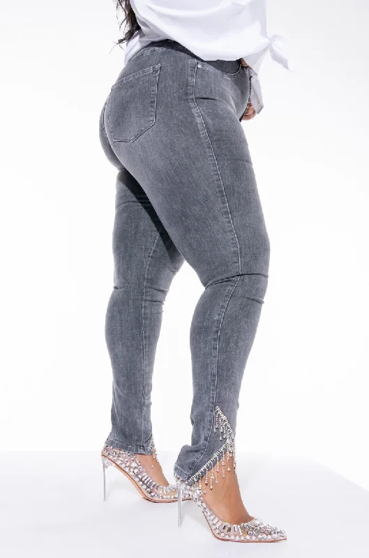 EXTREME STRETCH HIGH RISE SKINNY JEANS RHINESTONE