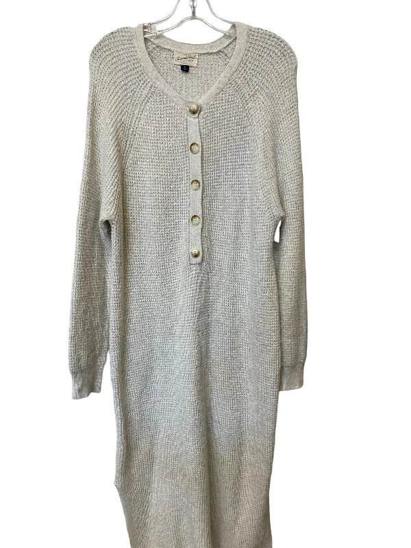 Dress Sweater By Universal Thread  Size: M